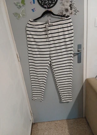 Pantalon femme, brand: zuhan, condition: Very good, size: M / 38 / 10, €3.40, €4.27 includes Buyer Protection