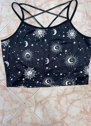 Top nero astri, marca: Shein, estado: Novo sem etiquetas, tamanho: L / 40 / 12, €2.00, €2.80 inclui Proteção do Comprador