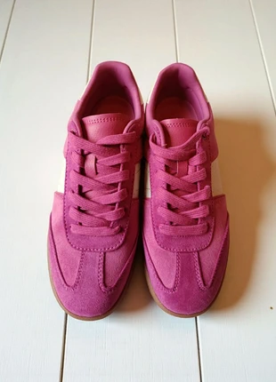 Zara scarpe sneakers rosa fucsia nuovi 38 woman's pink sneakers, marca: Zara, estado: Nuevo sin etiquetas, tamaño: 38, 30,00 €, 32,20 € Protección al comprador incluida