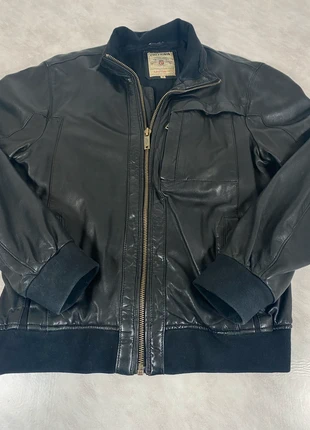 Chevignon Legend Label – Blouson cuir noir vintage authentique – Taille M homme Code 076N, marke: Chevignon, zustand: Sehr gut, größe: M, 89,00 €, 94,15 € beinhaltet Vinted-Käuferschutz Pro