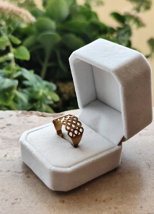 Angelo dorato chunky in acciaio inox/ golden chunky ring stainless steel, marca: Vintage Love, estado: Nuevo sin etiquetas, tamaño: 19 mm Ø / 21, 4,50 €, 5,43 € Protección al comprador incluida