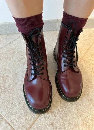 Dr. Martens bordeaux, marca: Dr. Martens, estado: Muito bom, tamanho: 42, €75.00, €79.45 inclui Proteção do Comprador