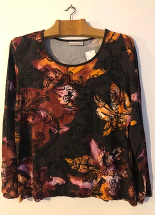 Haut manche longue fleuri taille 40, brand: C&A, condizioni: Ottime, taglia: L / IT 44 / EU 40, €6.00, €7.00 include la Protezione acquisti Pro