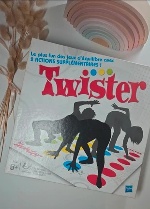 Jeu Twister hasbro, marque: Hasbro, état: Très bon état, 4,90 €, 5,85 € Protection acheteurs (Pro) incluse
