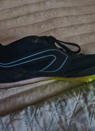 Bicos de atletismo, marca: Decathlon, estado: Bom, €8.00, €9.10 inclui Proteção do Comprador