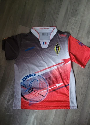 Tee shirt s, marque: Izbac, état: Neuf sans étiquette, taille: S / 36 / 8, 8,00 €, 9,10 € Protection acheteurs incluse