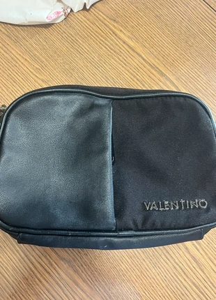 Borsa a mano da uomo “Valentino” nera - maneggevole e utile per i viaggi, marke: Valentino, zustand: Sehr gut, 15,00 €, 16,45 € inklusive Vinted-Käuferschutz