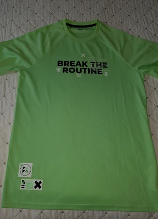 Tee-shirt, marke: Gémo, zustand: Sehr gut, größe: 16 Jahre / 176, 1,00 €, 1,75 € inklusive Vinted-Käuferschutz