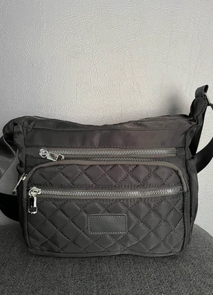 Sac à bandoulière réglable « Cerise » Gris, état: Neuf avec étiquette, 10,00 €, 11,20 € Protection acheteurs (Pro) incluse