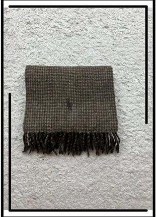 Echarpe Ralph Lauren motif petit carré marron logo brodé marron 80% Laine d'agneau n°13, brand: Ralph Lauren, condition: Very good, €44.90, €47.85 includes Buyer Protection Pro