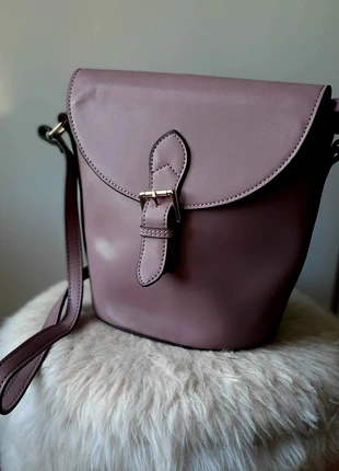 Sac en cuir, marque: CUIR, état: Neuf sans étiquette, 14,00 €, 15,40 € Protection acheteurs incluse