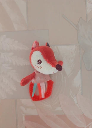 Hochet renard, merk: Lilliputiens, staat: Heel goed, maat: 3-6 maanden / 62 cm, € 3,00, € 3,85 inclusief Kopersbescherming