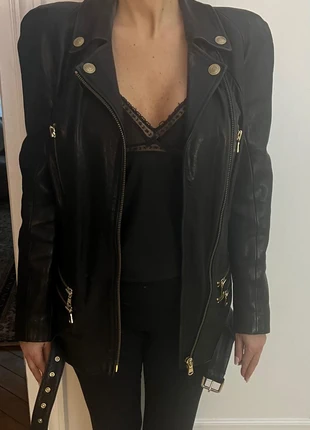 Blouson Perfecto Pierre Balmain cuir Noir T36, brand: Pierre Balmain, condition: Very good, size: S / 36 / 8, €480.00, €504.70 includes Buyer Protection