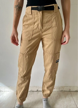 Pantalon poches, brand: Bershka, condition: Very good, size: XXS / 32 / 4, €4.50, €5.43 includes Buyer Protection