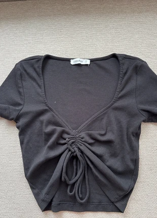 Top nero- basic e casual con laccio davanti, brand: Terranova, condizioni: Nuovo senza cartellino, taglia: S / IT 40 / EU 36, €1.50, €2.28 include la Protezione acquisti