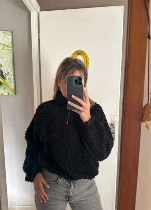 Pull moutmout noir zip, brand: H&M, condizioni: Discrete, taglia: S / IT 40 / EU 36, €2.00, €2.80 include la Protezione acquisti