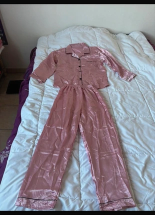 Ensemble pyjama rose, marque: Amazon, état: Neuf avec étiquette, taille: XL / 42 / 14, 30,00 €, 32,20 € Protection acheteurs incluse