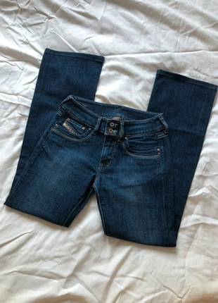Lowrise vintage y2k 90s flare leg straight leg denim jeans pants dark wash, marke: Diesel, zustand: Gut, größe: XS / 34 / 6, 50,00 €, 53,20 € inklusive Vinted-Käuferschutz