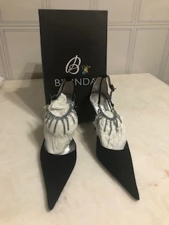 Sapatos Belinda, merk: Belinda, staat: Nieuw zonder prijskaartje, maat: 38, € 75,00, € 79,45 inclusief Kopersbescherming