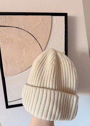 Bonnet blanc, marque: H&M, état: Très bon état, taille: Taille unique, 4,00 €, 4,90 € Protection acheteurs incluse