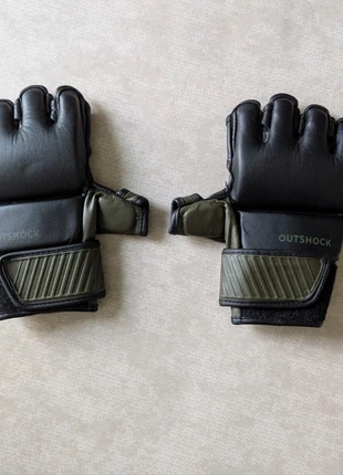 Mitaines MMA / grappling decathlon marque outshock taille L / 7 / ML, brand: Outshock, condition: Very good, €10.00, €11.20 includes Buyer Protection