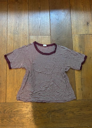 Brandy melville top, marque: Brandy Melville, état: Très bon état, taille: Taille unique, 6,00 €, 7,00 € Protection acheteurs incluse