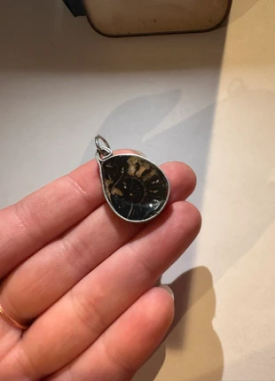 Pendentif en fossile ammonite véritable et naturelle, brand: Handmade, condition: Very good, €6.50, €7.53 includes Buyer Protection Pro