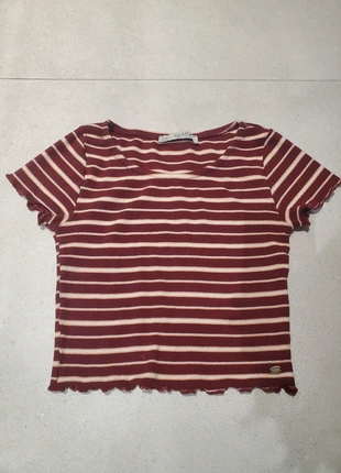 t-shirt crop-top Pull&Bear taille M, brand: Pull & Bear, condizioni: Ottime, taglia: M / IT 42 / EU 38, €2.00, €2.80 include la Protezione acquisti
