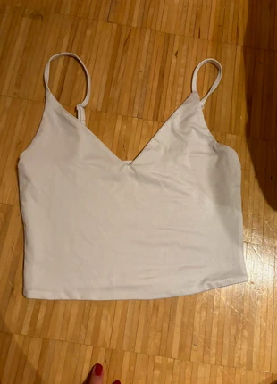 Seidentop weiß, marke: Amisu, zustand: Neu, größe: S / 36 / 8, 6,00 €, 7,00 € inklusive Vinted-Käuferschutz