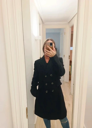 Abrigo negro lana virgen Mango Suit doble botonadura talla S-M, brand: Mango, condizioni: Ottime, taglia: M / IT 42 / EU 38, €45.00, €47.95 include la Protezione acquisti