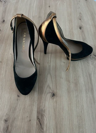 Escarpins San Marina noirs et dorés – Pointure 36 – Talons hauts 14 cm – Élégants et chics, marque: San Marina, état: Très bon état, taille: 36, 30,00 €, 32,20 € Protection acheteurs incluse