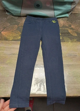 Jogging 5-6 ans, marque: Minnie, état: Très bon état, taille: 5 ans / 110 cm, 2,00 €, 2,80 € Protection acheteurs incluse