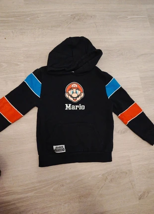 Sweat mario, marque: Super Mario, état: Très bon état, taille: 5 ans / 110 cm, 2,50 €, 3,33 € Protection acheteurs incluse