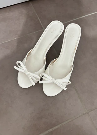 Talons blanc à nœud, marque: Shein, état: Bon état, taille: 39, 2,50 €, 3,33 € Protection acheteurs incluse