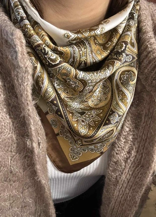 Foulard tendance boutique indépendante, brand: Boutique indépendante, condizioni: Ottime, €9.00, €10.15 include la Protezione acquisti