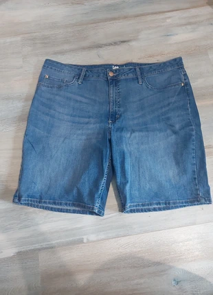 Short en jeans LEE riders, marque: Lee, état: Très bon état, taille: W40 | FR 50, 20,00 €, 21,70 € Protection acheteurs incluse