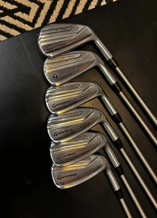 Série de fers TaylorMade P790 (du P au 5), état: Bon état, 360,00 €, 378,70 € Protection acheteurs incluse