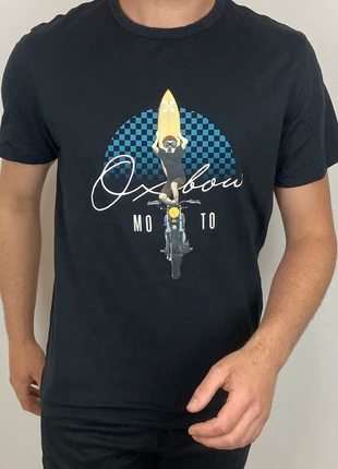 T-shirt Oxbow noir motif original surf moto - M, marca: Oxbow, estado: Muito bom, tamanho: M, €15.00, €16.45 inclui Proteção do Comprador