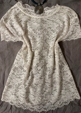 Haut blanc en dentelle en très bon état taille S, merk: COQUETTE, staat: Heel goed, maat: S / 36 / 8, € 25,00, € 26,95 inclusief Kopersbescherming