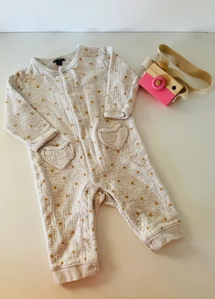Pyjama 1 pièce cœur 9 mois Kiabi, brand: Kiabi, condition: Very good, size: 6-9 months / 68 cm, €4.00, €4.90 includes Buyer Protection