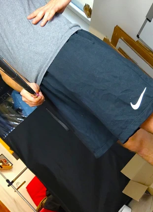 Short de Sport Homme Nike Dri-Fit Taille M ( 38 cm ) / Très bon état, marque: Nike, état: Très bon état, taille: M, 15,00 €, 16,45 € Protection acheteurs incluse