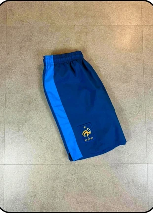 👕 Short Nike FFF – Équipe de France – Taille S – Bon état, marque: Nike, état: Bon état, taille: S, 8,00 €, 9,10 € Protection acheteurs incluse