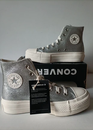 Converse Platform argento brillante, marque: Converse, état: Neuf avec étiquette, taille: 36, 60,00 €, 63,70 € Protection acheteurs incluse
