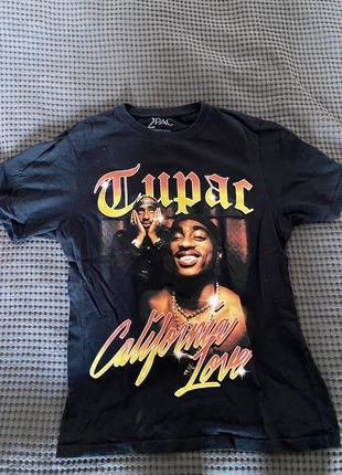 TEE shirt tupac, brand: Pull & Bear, condition: Very good, size: M, €11.00, €12.25 includes Buyer Protection