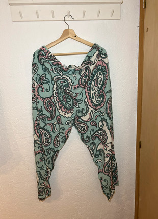 Pantalón fluido estilo boho Lefties XXL, marque: Lefties, état: Neuf avec étiquette, taille: XXL / 44 / 16, 5,00 €, 5,95 € Protection acheteurs incluse