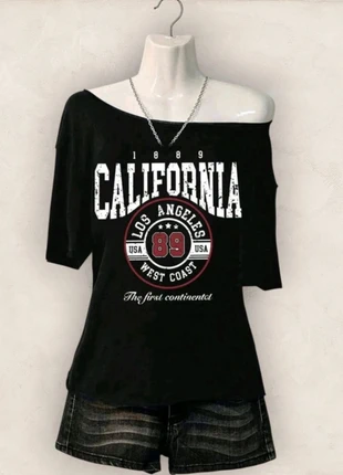 Top noir “California Los Angeles” style Y2K sporty street, marque: LOOK, état: Très bon état, taille: S / 36 / 8, 28,00 €, 30,10 € Protection acheteurs incluse
