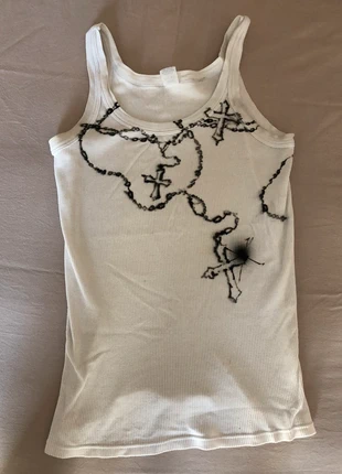 Maglia con dettaglio rosari gothic punk airbrush handmade, marque: CHIC, état: Très bon état, taille: S / 36 / 8, 30,00 €, 32,20 € Protection acheteurs incluse