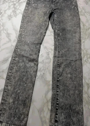 Jean skinny effet écaille gris Current/Elliott authentique – T36/38 taille petit– très bon état, marke: Current/Elliott, zustand: Gut, größe: S / 36 / 8, 9,03 €, 10,18 € inklusive Vinted-Käuferschutz