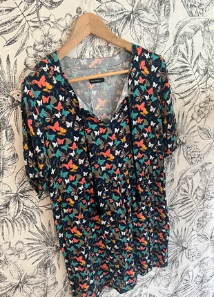 Robe papillons, merk: In Extenso, staat: Heel goed, maat: L / 40 / 12, € 3,00, € 3,85 inclusief Kopersbescherming