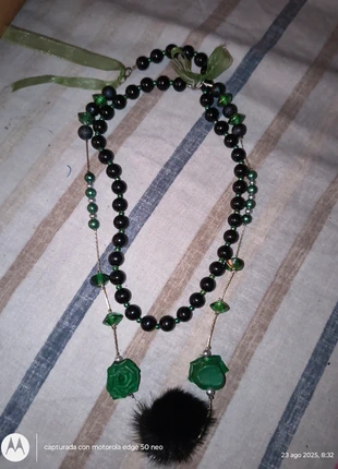 Bellissimo collare nero e verde in argilla polimerica in Pietre dure malachite, Regalo religioso,, marque: Gloria, état: Très bon état, 20,00 €, 21,70 € Protection acheteurs incluse